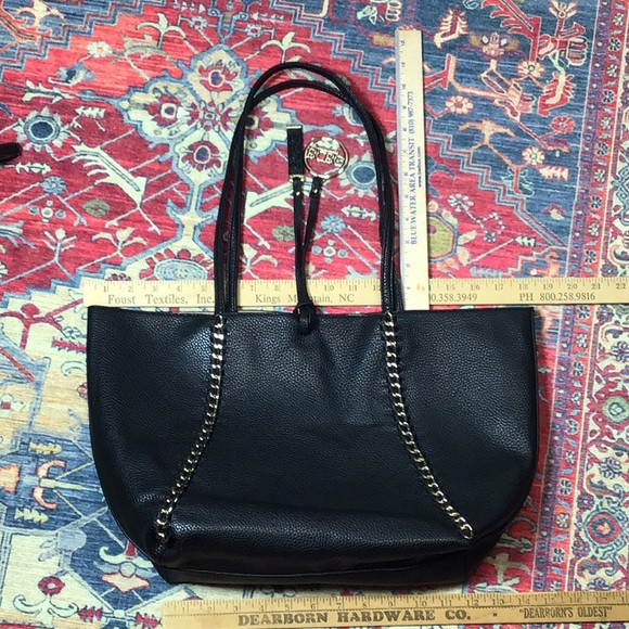 ⚜️BCBG Paris ‘Blackstone’ Faux Leather Gold Chain Detail Tote Bag - Picture 6 of 10